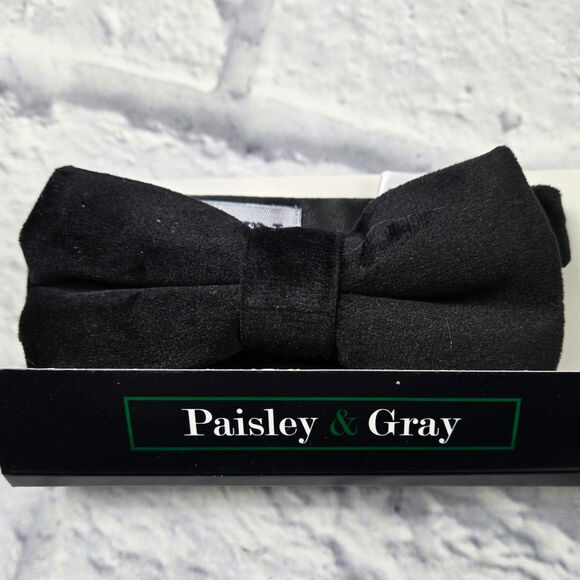 Black Velvet Bradley Adjustable Bow Tie by Paisley & Gray Paisley Underside - Picture 4 of 11